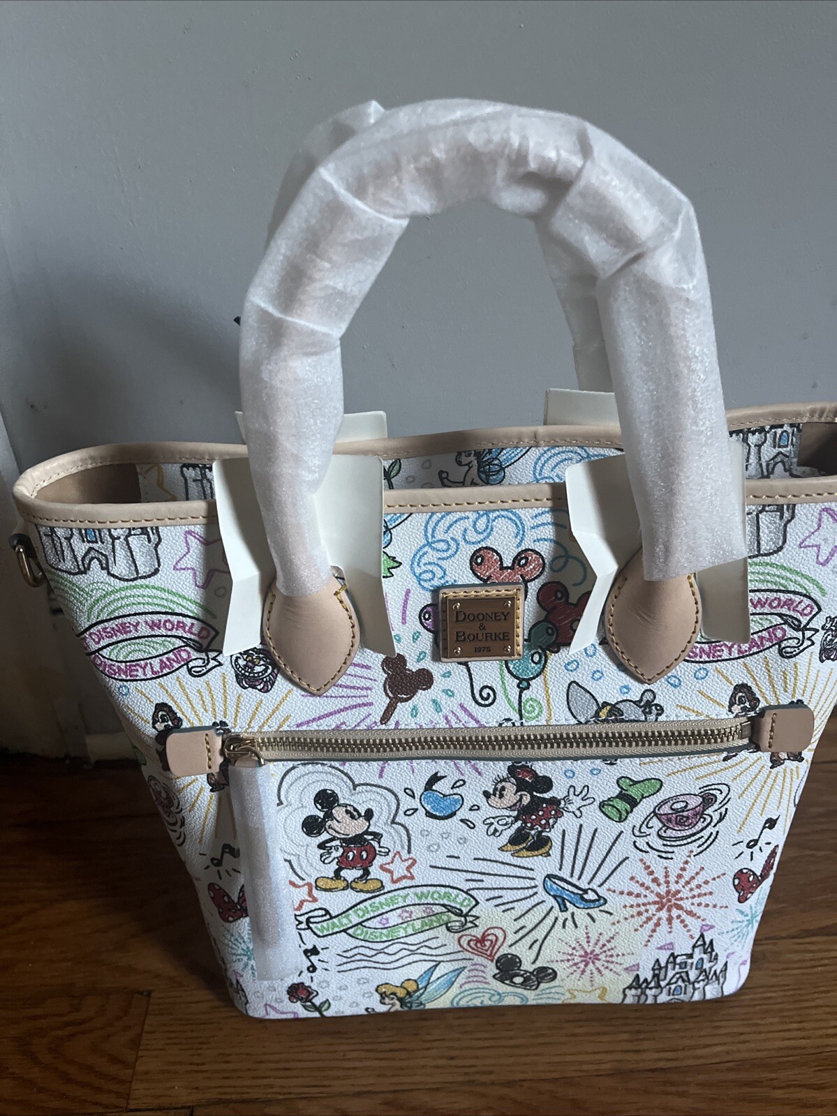 Bolso de Mano Disney con Mango de Boceto de Dooney & Bourke