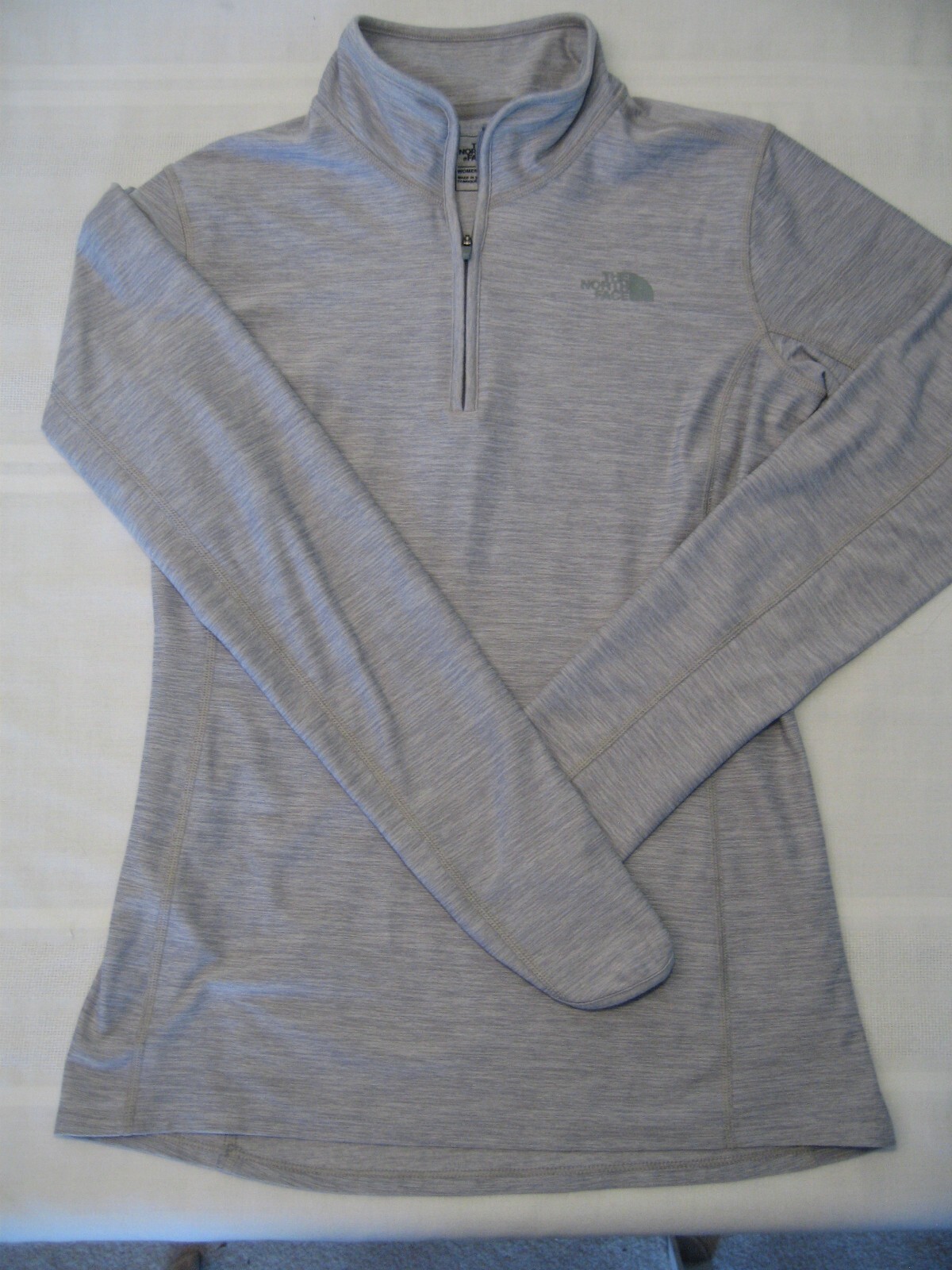 Set of 2 Women’s NORTH FACE Long Sleeve Shirts – Size Small thumbnail 2