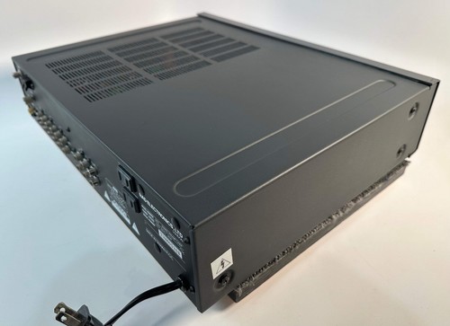 Sintonizzatore preamplificatore NAD 1600 con stadio phono - Foto 13 di 23