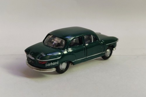 Norev Panhard PL 17 1961 dunkelgrün Maßstab 1:87 Modellauto - Picture 2 of 3