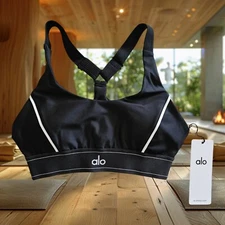 Alo Yoga Airlift Suit Up Bra Black Size Small NWT $78