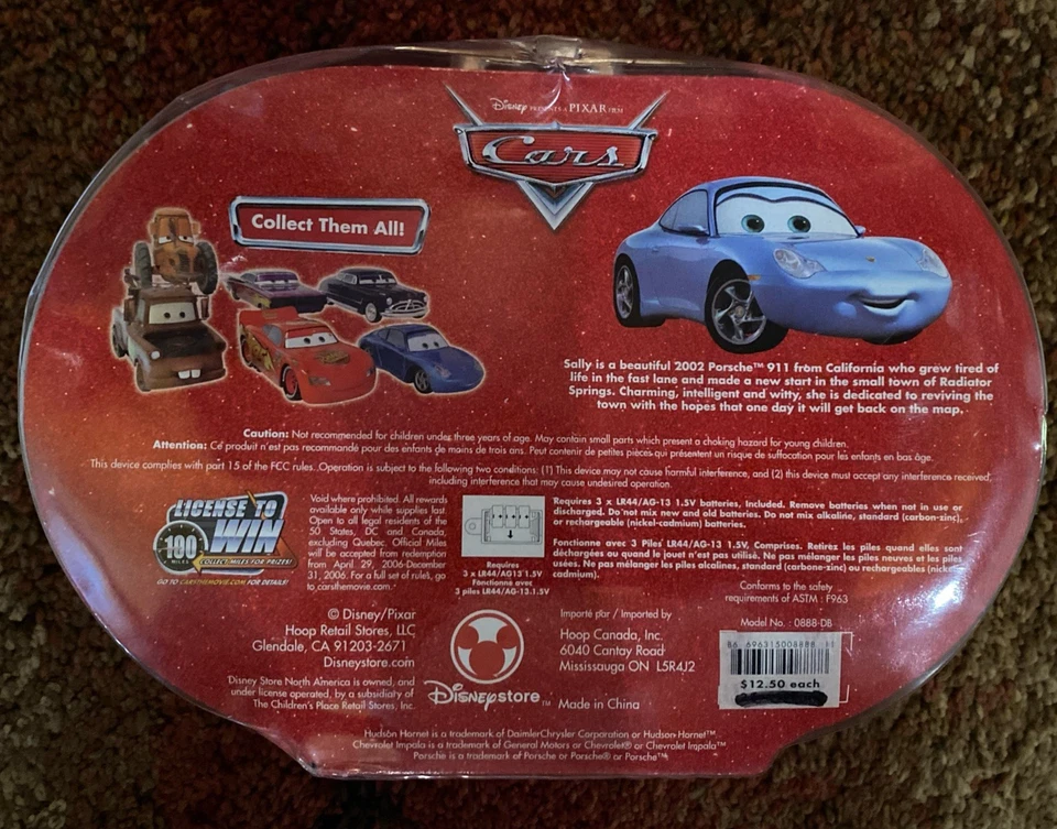 Película exclusiva de Disney Store CARS Talking Sally Carrera nueva sellada 2006 - ¡LEER! Foto 2 de 3