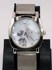 Disney Accutime Mickey Mouse Women  s Watch MOP Dial, Mesh Band New Cond. New    