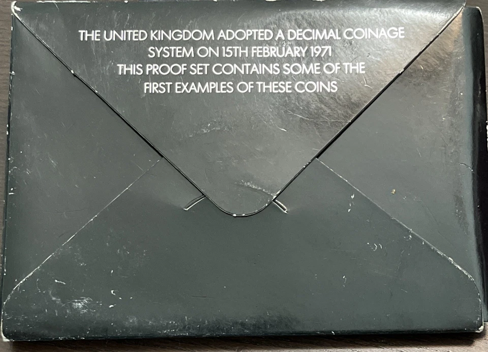 The Decimal Coinage of Great Britain And Northern Ireland 1971 Proof Set - Image 2 of 4