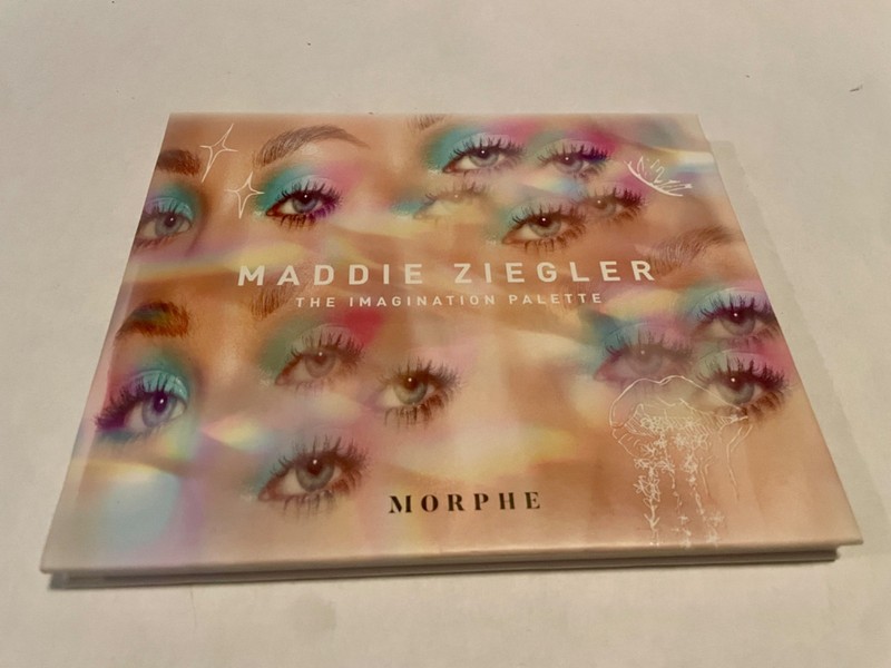 Morphe x Maddie Ziegler THE IMAGINATION EYESHADOW PALETTE New 20 Color