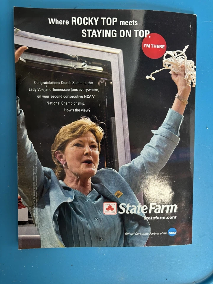 Sports Illustrated Commemorative UT Lady Vols Basketball Champs April 17, 2008 - Image 2 of 4