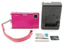  Near MINT Fujifilm FinePix Z5fd Pink Red 6.3MP Digital Camera From JAPAN
