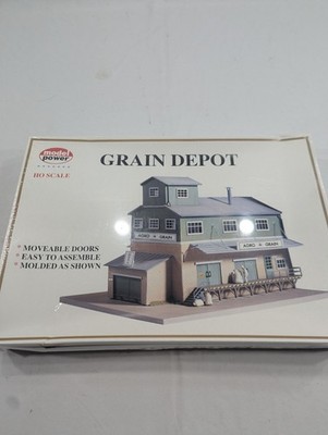 Model Power HO Grain Depot  (No. 305) NIB