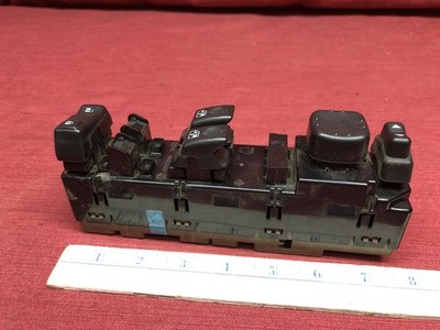 2003-2006 Chevrolet Silverado GMC Sierra Drivers Power Window Switch Door Module