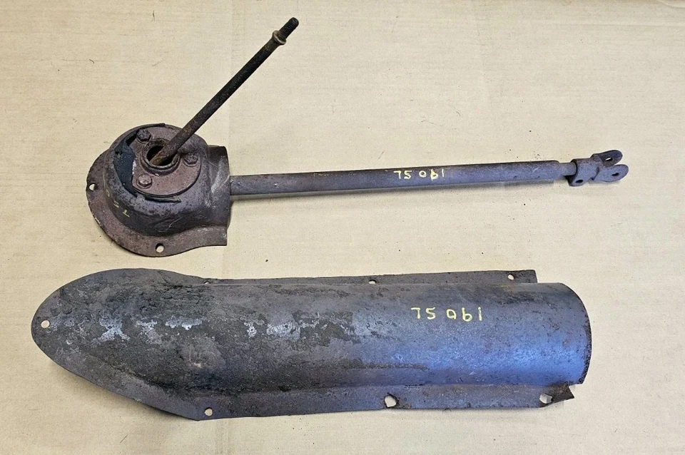  Placa de cubierta de palanca de cambios/enlace de palanca de cambios de túnel Mercedes Benz 190SL W121 Foto 2 de 4