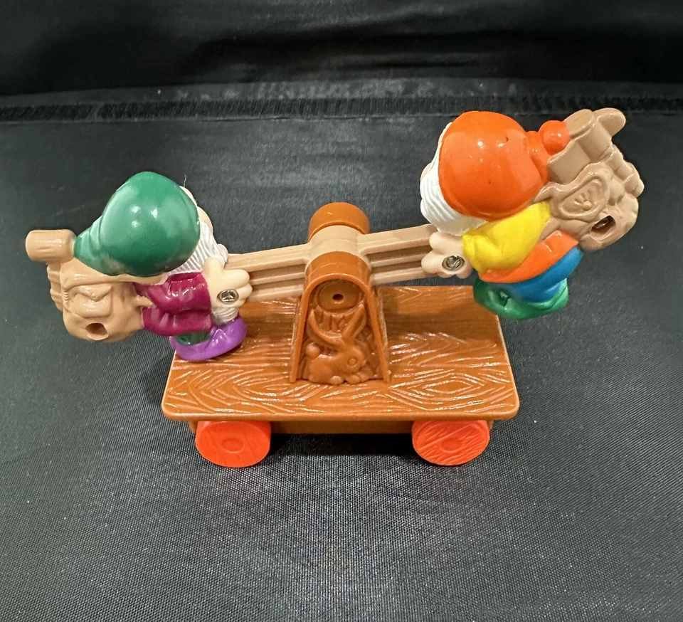 Disney Blancanieves Siete 7 Enanitos Ferrocarril Coche de Mano Happy Meal Juguete Años 90 Push Pull Foto 2 de 4