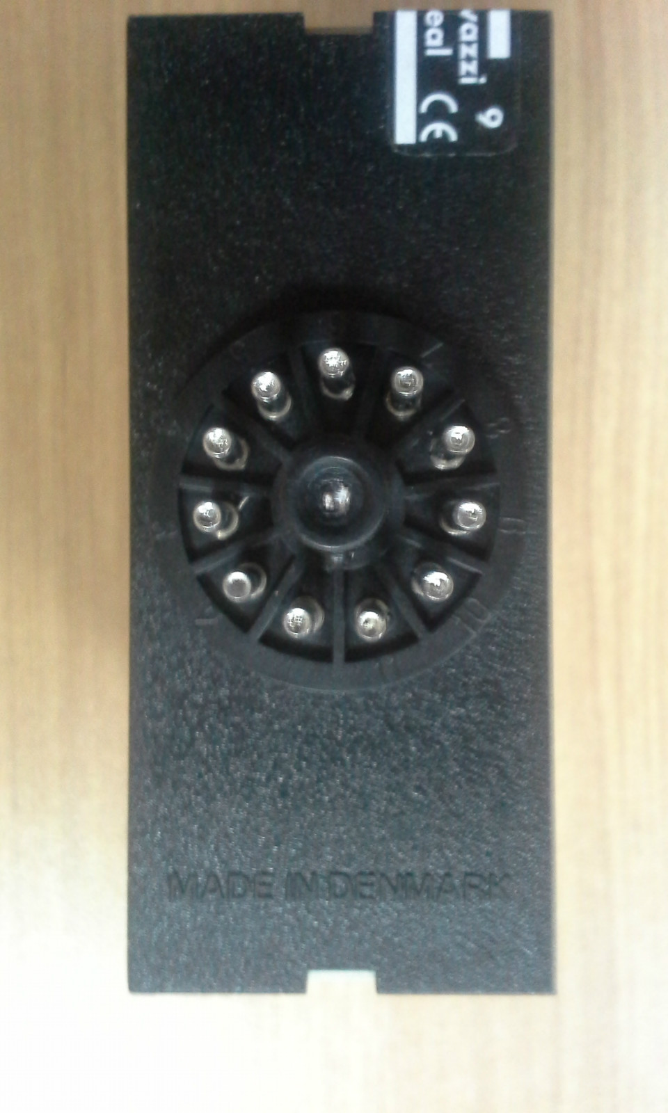 Picture 2 of 5