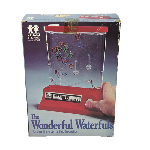 VINTAGE 1977 TOMY WONDERFUL WATERFULS RING TOSS TOY HANDHELD WATER GAME W/ BOX