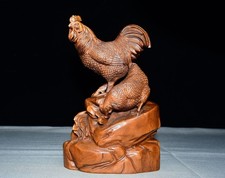 Exquisite Small Leaf Boxwood Chicken Ornament