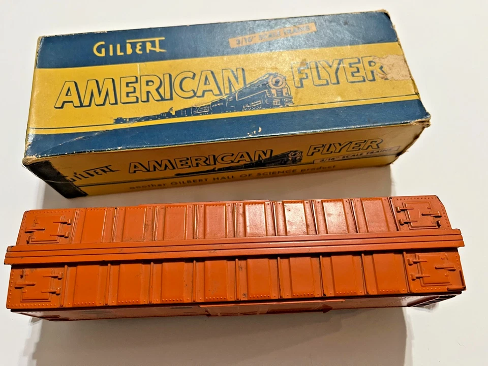 AMERICAN FLYER S gauge Illinois Central 623 Ventilated Refrigerator Car Vintage - Image 2 of 3