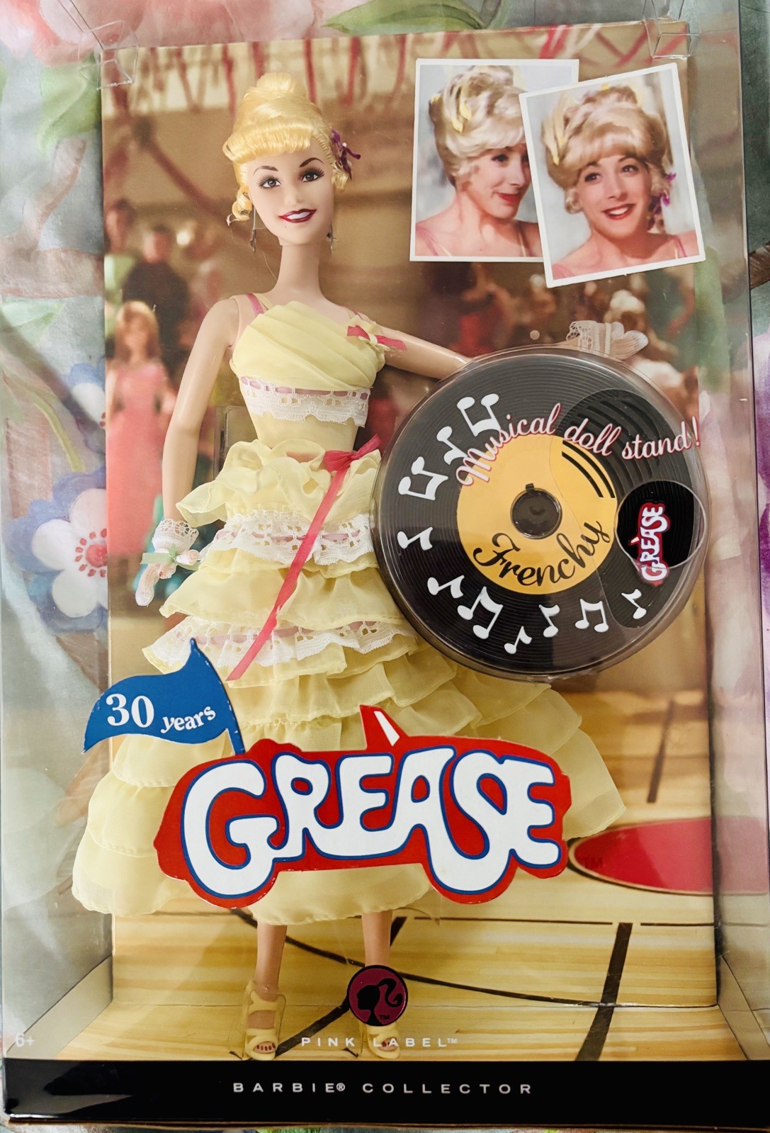 Muñeca musical Barbie Frenchy From Grease Pink Label 2008 vintage Mattel en caja original