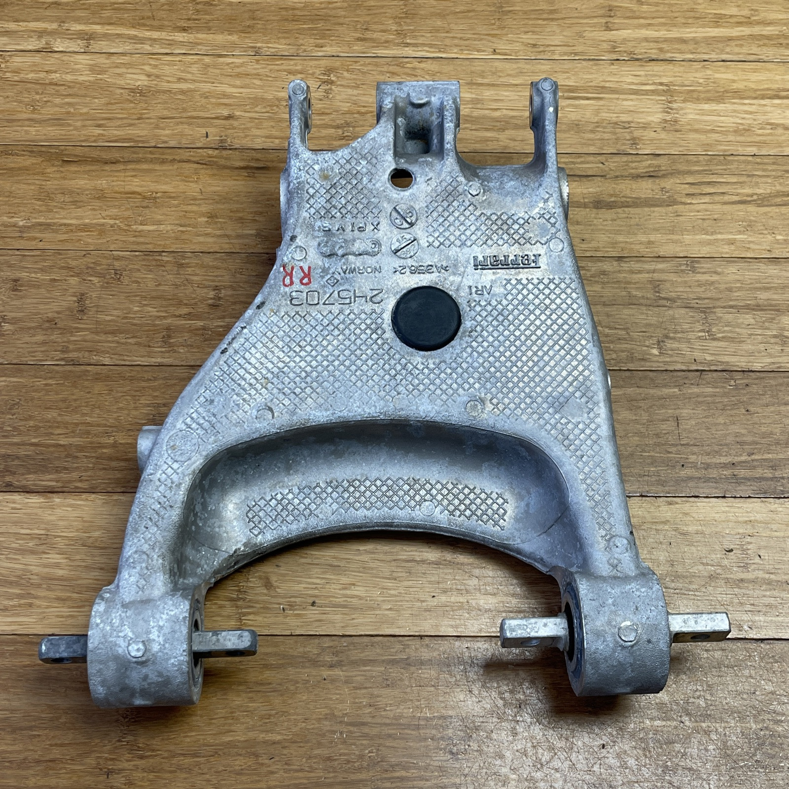2008-2019 Ferrari California T Rear Right Lower Control Arm Link 3k Miles OEM