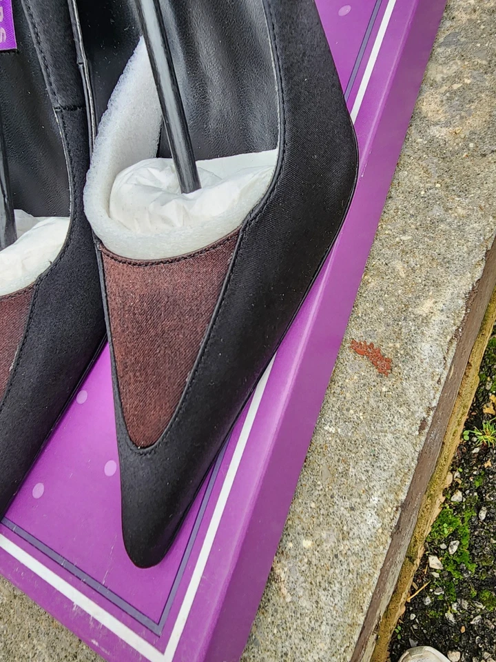 Womens Black & Brown Satin Heels Sz 8W by Suzanne Somers - Image 2 of 4
