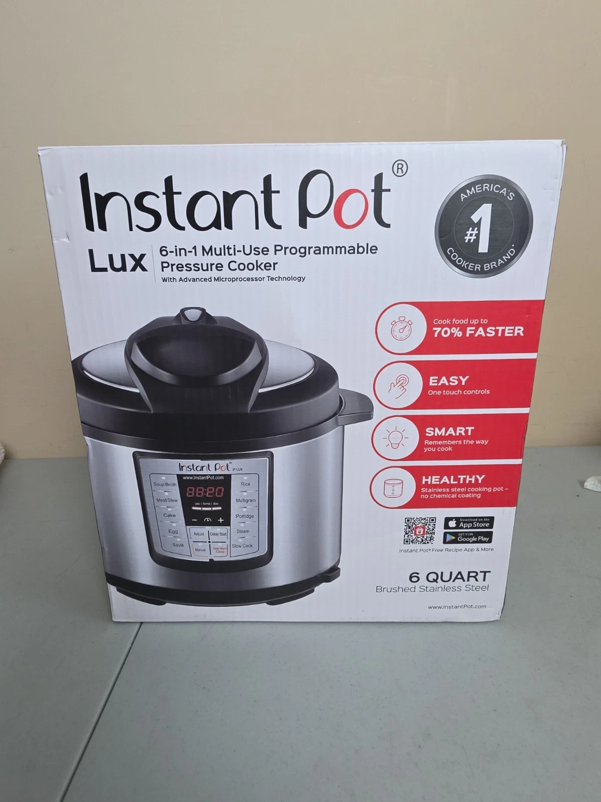 Instant Pot LUX 6 in 1 Multi Use Programmable 6 Qt Pressure Cooker New Open Box