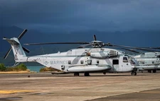 Sikorsky CH-53E Super Stallion HMH-463 Pegasus Mahogany Model Small Scale 1/100