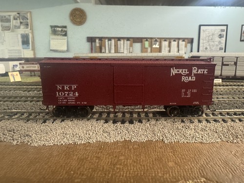 Coche de carga de madera HO Athearn Roundhouse 36’, carretera de placa de níquel #10724, listo para rodar | Zustand: New