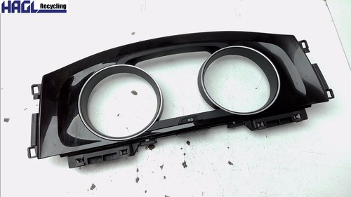 Abdeckung  Tacho 5G0857059 VW Golf 1.4 TSI Au/auv Limousine