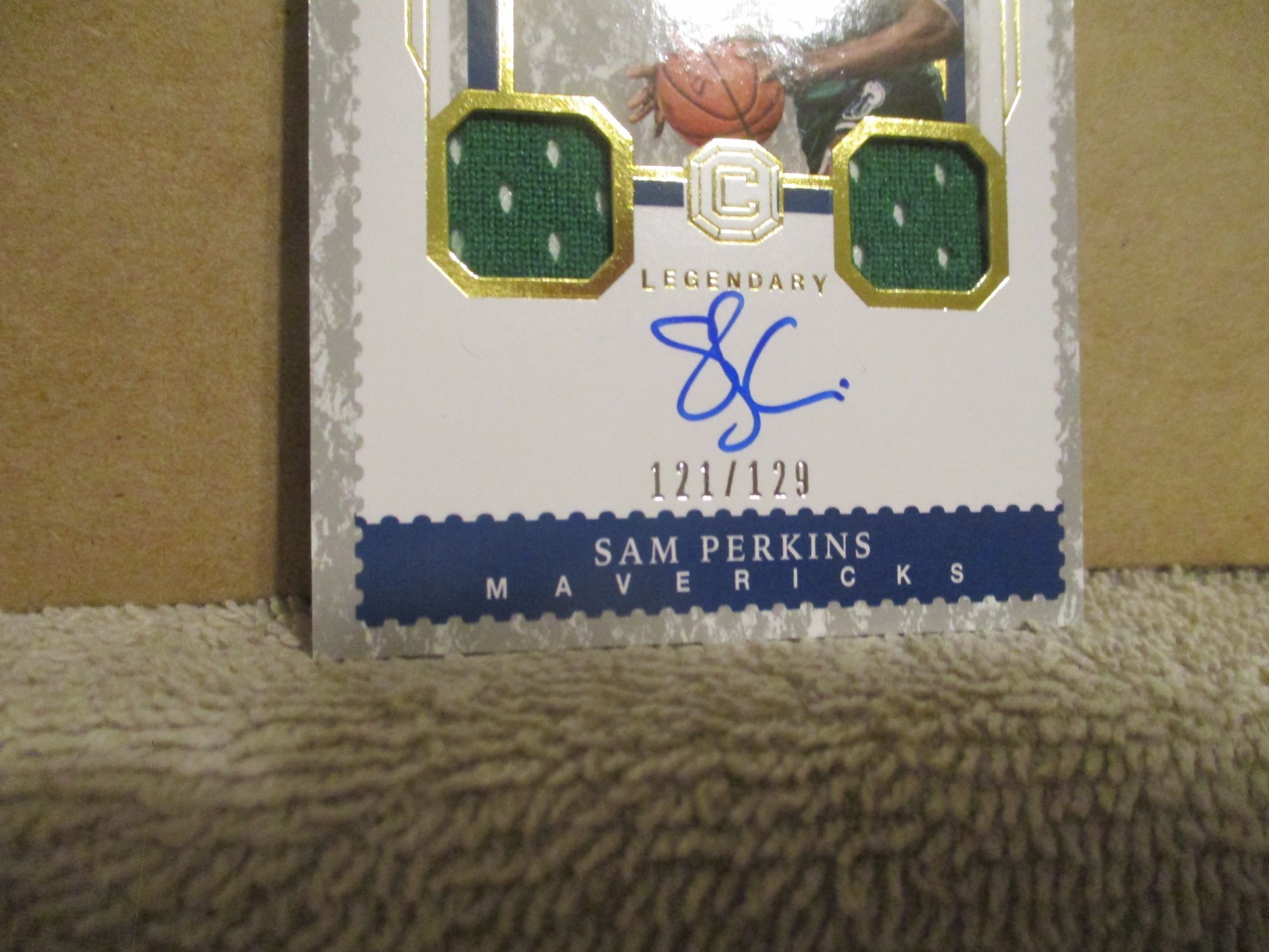 2017-18 CORNERSTONES LEGENDARY SAM PERKINS #LS-SPK QUAD PATCH AUTO 121/129 MAVS view 5