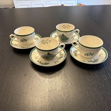 Spode - Christmas Tree - 4 Piece Tea And Saucer Set, No Cracks Or Chips 