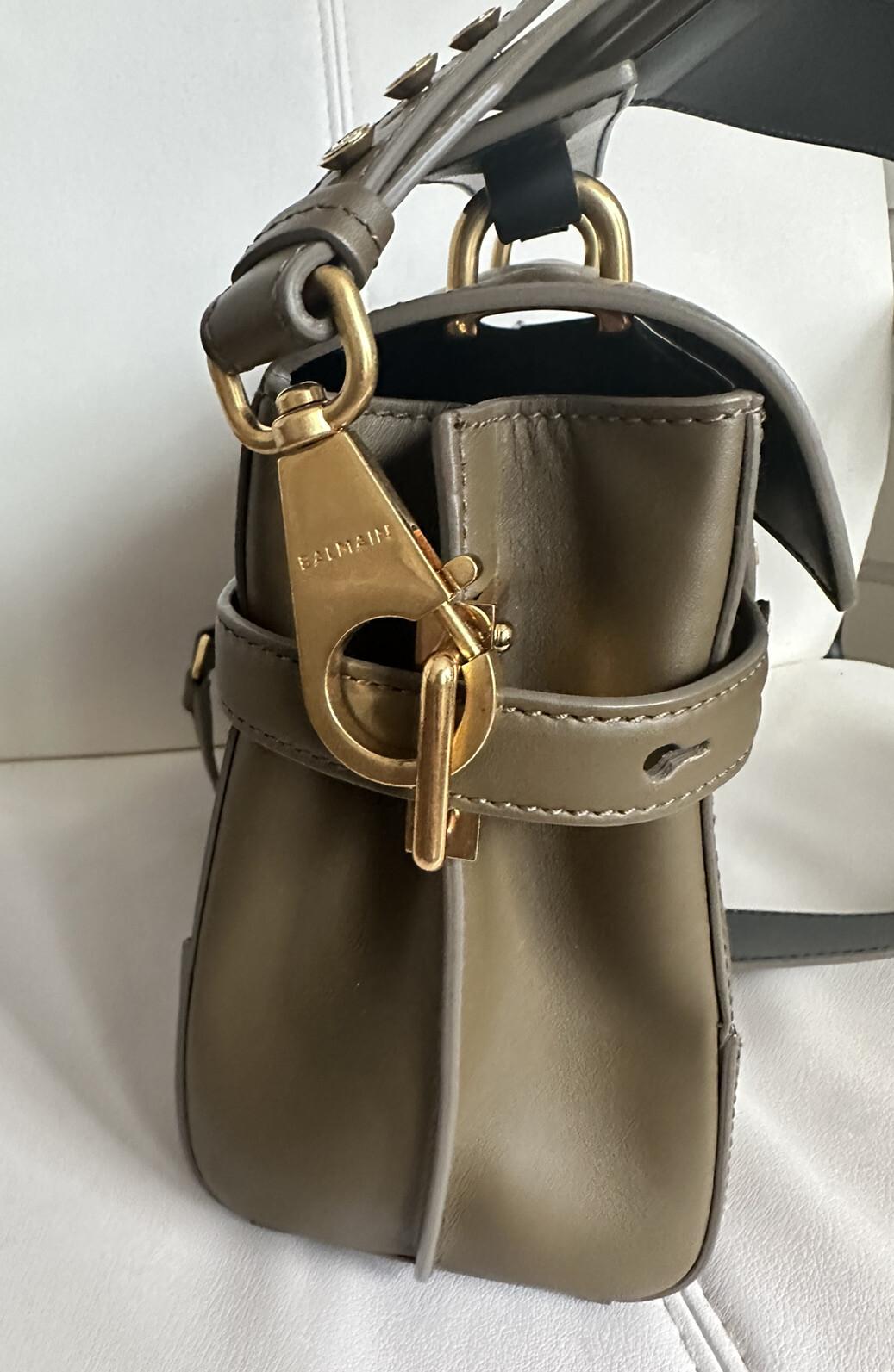 Balmain B-Buzz 23 Leather Shoulder Bag image 4