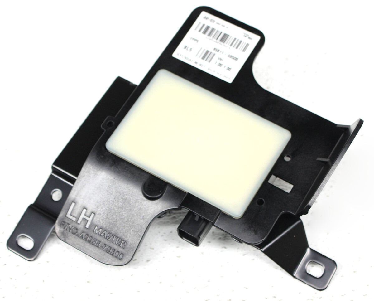 hide embrace by dark / EXTRASENSOR＋3枚 11X LED Infrared Device – Prédiré Paris