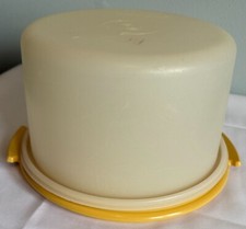 Vintage 80s Tupperware Harvest Gold Plastic Cake Keeper Carrier Durable