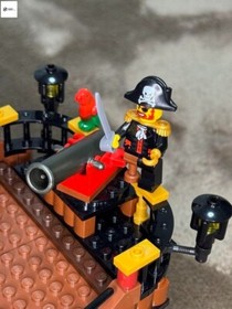 LEGO Pirates Brickbeard's Bounty 6243 In 2009 Used Retired Complete