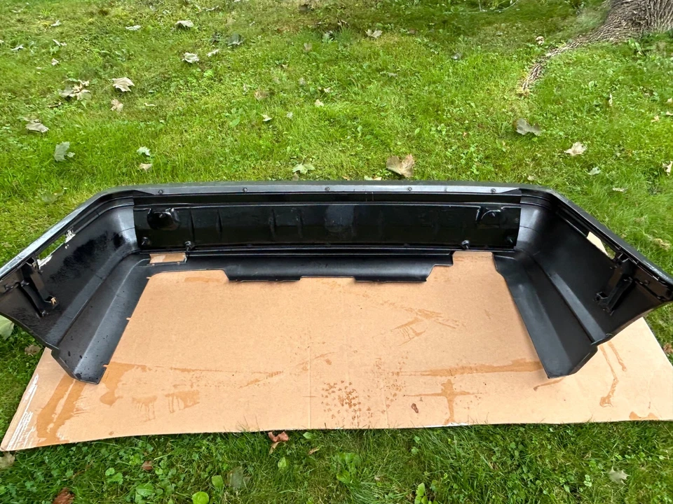 阿尔法罗密欧 164 LS 后保险杠 — 第 4/4 张图片