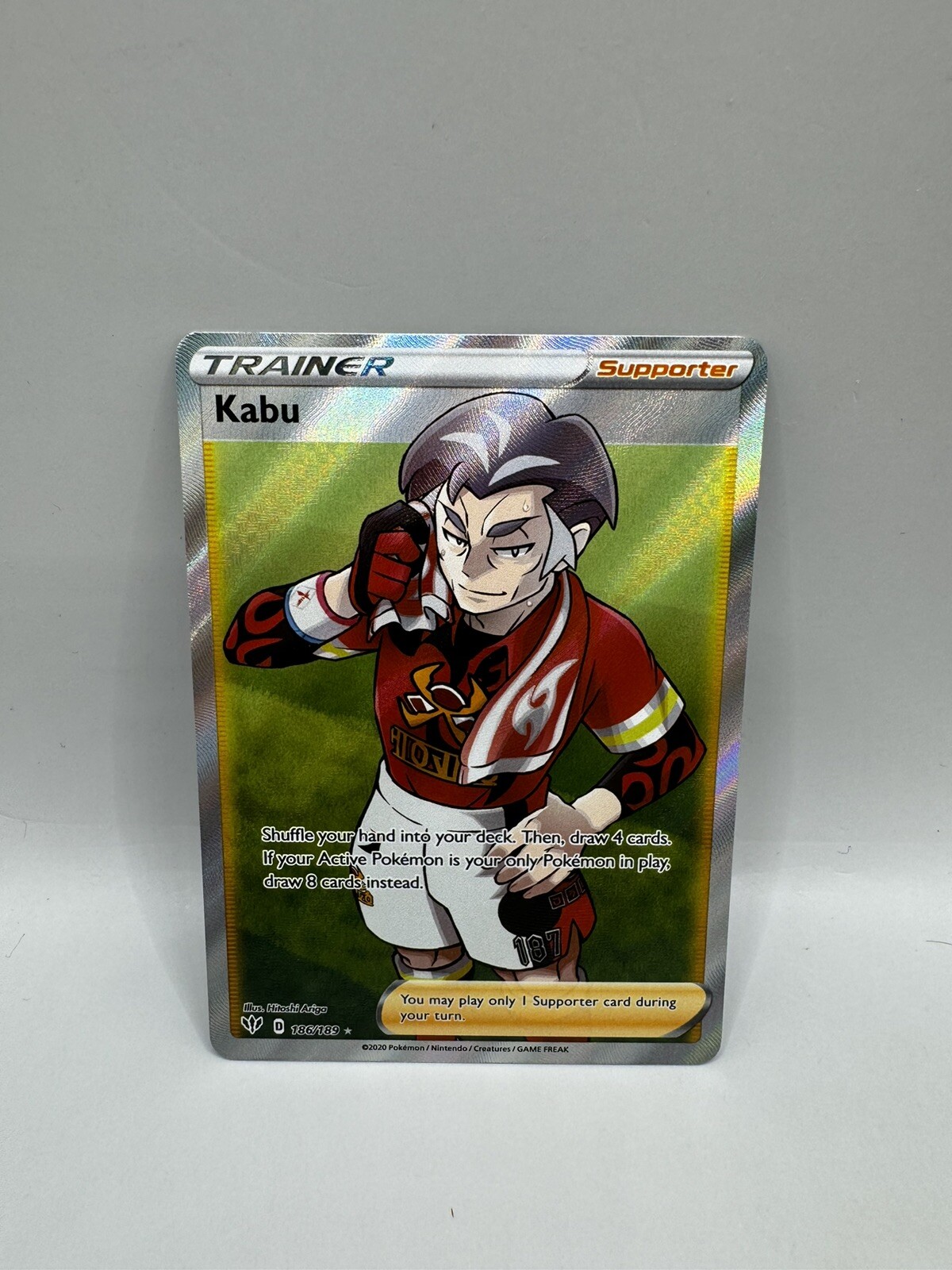 Kabu 186/189 Darkness Ablaze Ultra Rare Holo Pokemon TCG Card NM