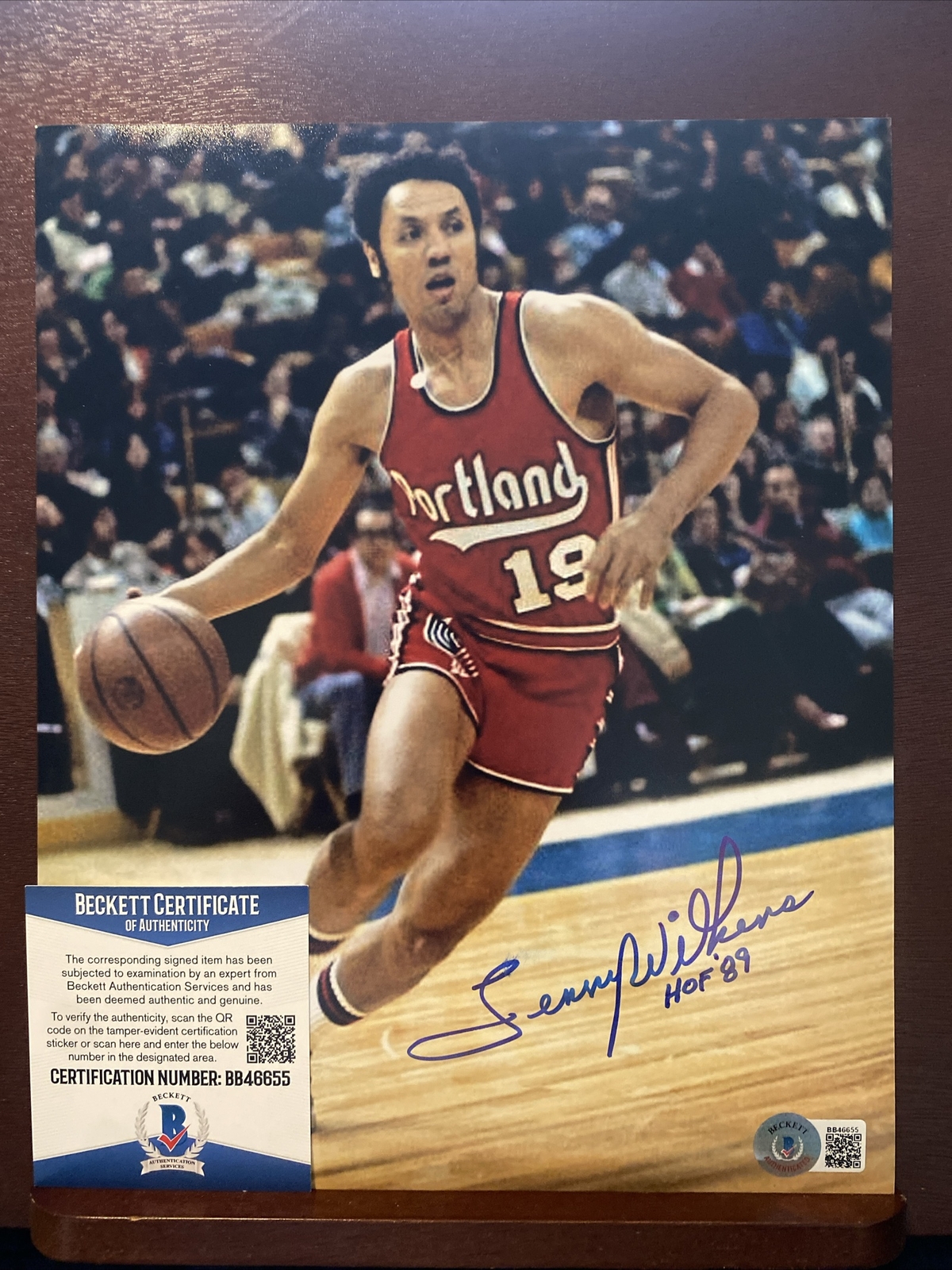 LENNY WILKENS SIGNED AUTOGRAPHED 8X10 PHOTO COA BAS BECKETT #BB46655 