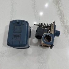 Square D Pumptrol Pressure Switch 9013 FSW2 572A Made in USA 30 ON 50 OFF