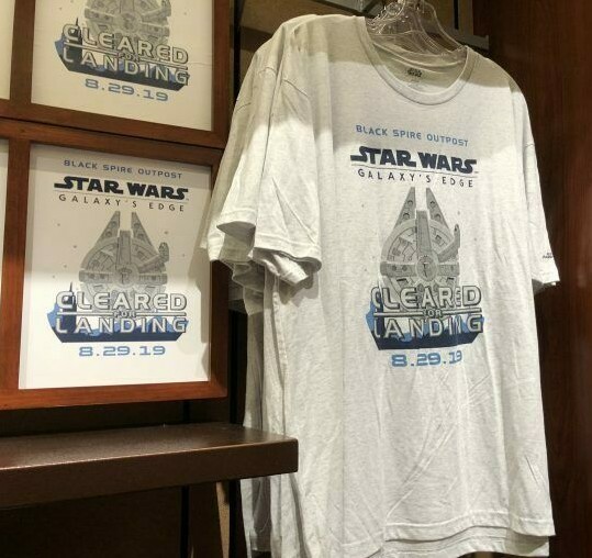 Disney World Star Wars Galaxy's Edge Opening Day Passholder L T