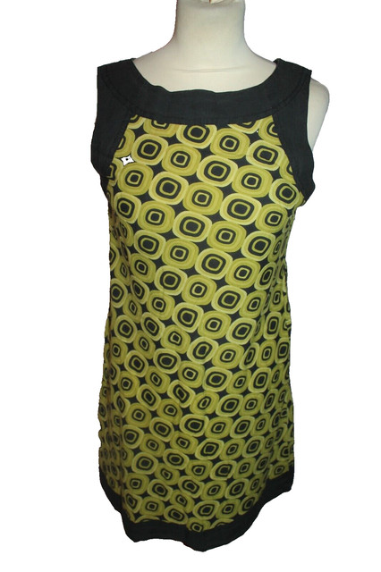 ROBE IMPRIMEE FEMME  °°°  ATCHA BAZAR  °°° VINTAGE .  TAILLE S