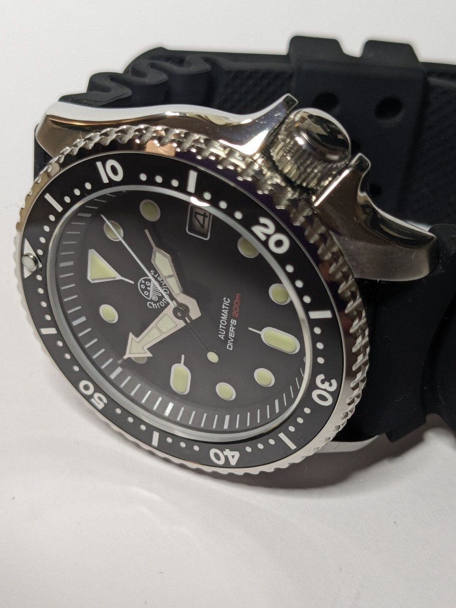 ChronoDivers CD200SKX7 Divers Watch Black Ceramic Bezel