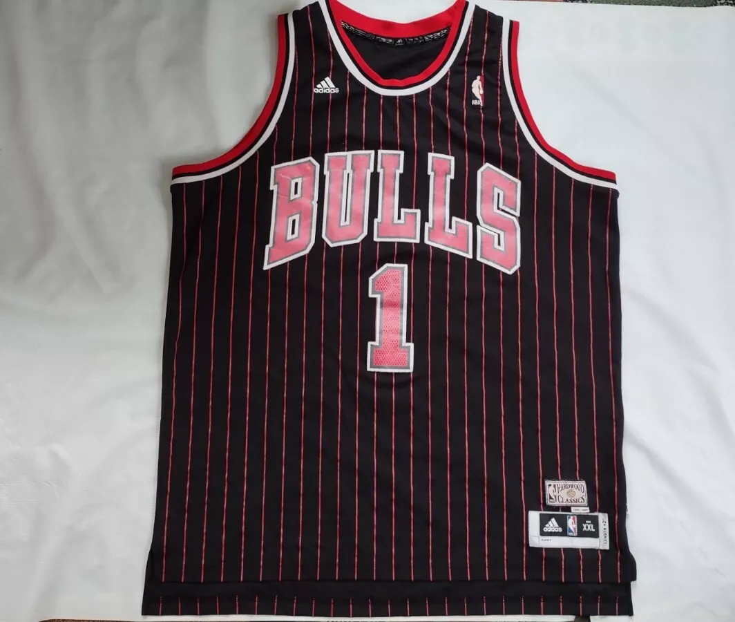 ADIDAS HARDWOOD CLASSIC 1995-96. CHICAGO BULLS #1 DERRICK ROSE JERSEY SIZE 2XL