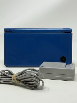Nintendo DSi XL System Midnight Blue w/ Charger and Games