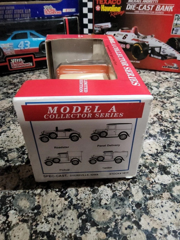 Liberty Classics  1/25 Diecast  Allis-Chalmers Model A Bank - Image 2 of 4