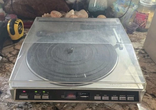 Vintage Realistic (by Technics) LAB-2100 Linear Tracking Turntable READ DESCRIP