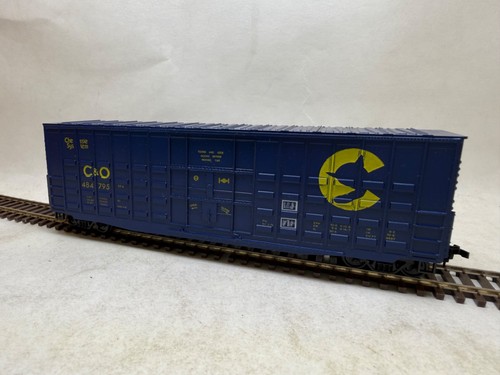 Roundhouse Products Ho Scale Waffle Box Car C&O #484795 Chessie System | Zustand: New