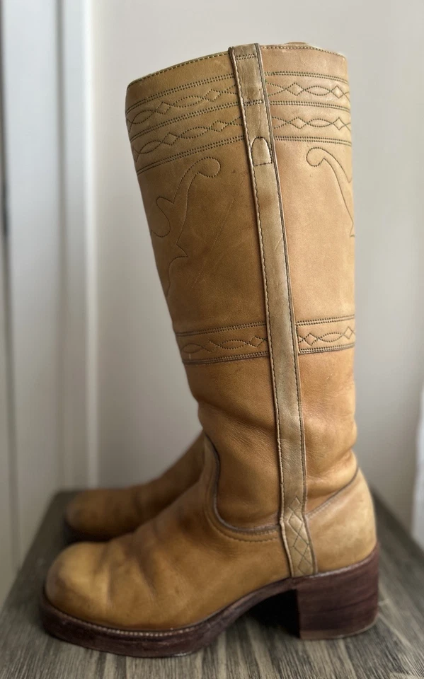 Vintage 1970s Frye Campus 14L “Longhorn” Banana Leather Boots 8 B USA Made - Image 2 of 4