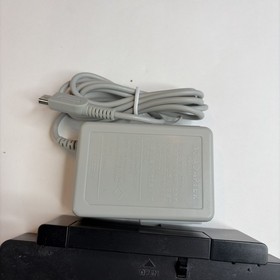 Nintendo 3DS System - Black Region USA, Charger US Model Working READ