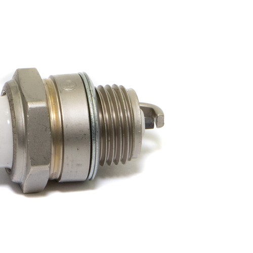 Bujía Bosch WSR6F para Stihl Dolmar Motosierra FS36 FS44 FS38 HS80 HS45 FS85 - Imagen 5 de 5