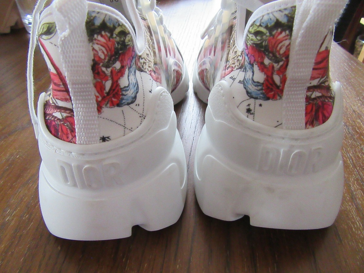 Dior D Connect Zodiac Printed White Multicolor Lace Up Flat Dior D Connect Zodiac Printed White Multicolor Lace Up Flat