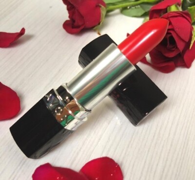 Avon ULTRA CREAMY Lippenstift Farbe Red 2000  Creme WOW SQUALANE Rot