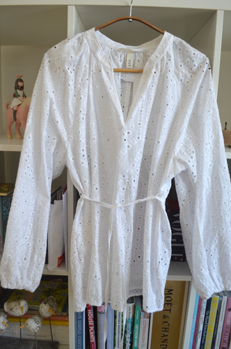 BNWT H&M broderie anglaise Maternity top/blouse with belt size Small - Picture 3 of 11
